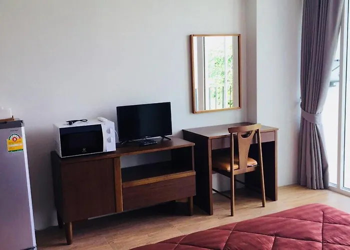Apartment Teak