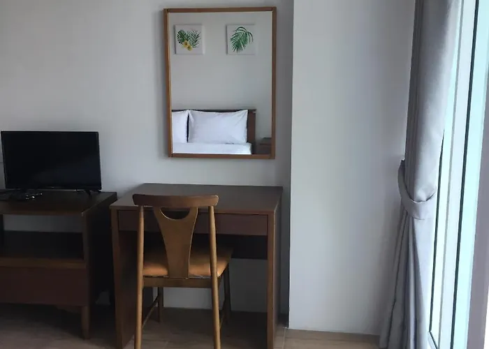 Apartment Teak *